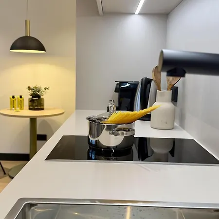 Hotel Ipartment Oper @home By Western