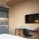 Hotel Ipartment Oper @home By Western *